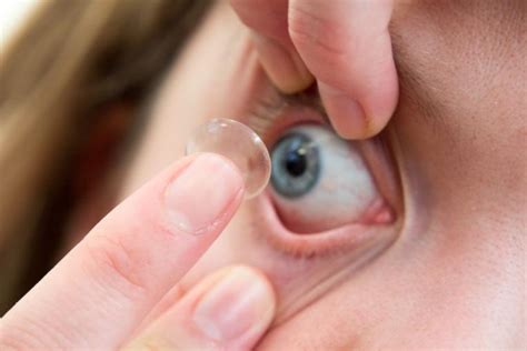 contact lenses wwwdaviesandjonesoptometristscouk