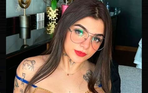 Karely Ruiz revela su embarazo con una emotiva foto