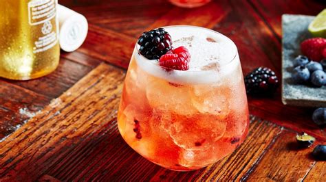 Blended and Single Malt Scotch Whisky - Ballantine's US