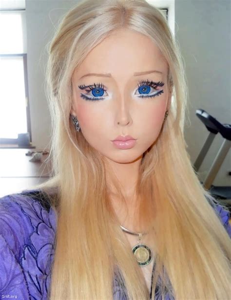 Girls that look like real barbie doll