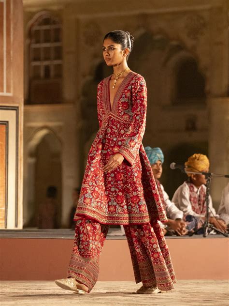 Anita Dongre hosted a fashion fundraiser for elephants at Jaipur’s City