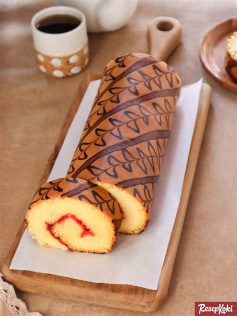 bolu gulung batik mudah  cantik resep resepkoki