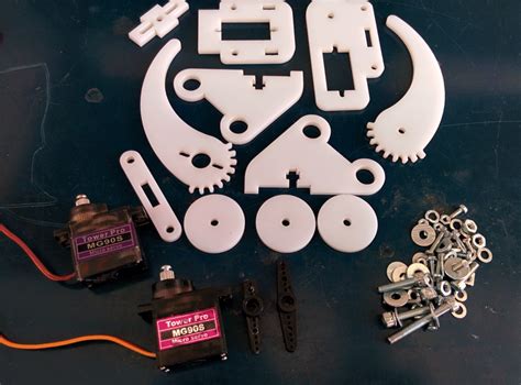 Рука манипулятор на Arduino