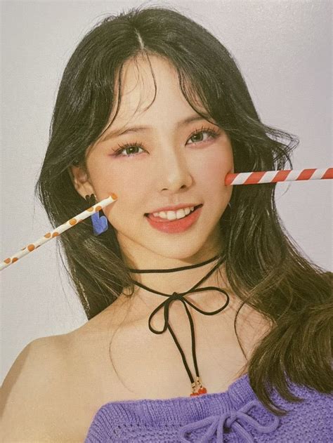 Pin on loona ♡ 이달의 소녀