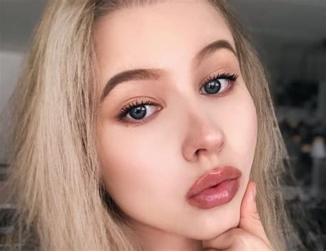 MissParaskeva - Height. Weight, Bio, Wiki, Age, Instagram, Photo