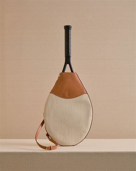 Mark Cross reflects a rich heritage of American luxury lifestyle.
