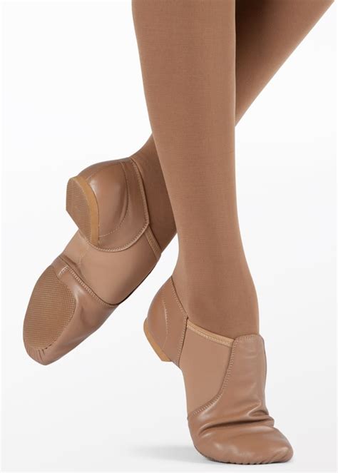 Industry experts explain how weissmans became a top dance brand 7