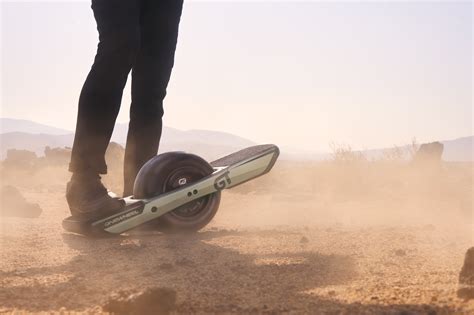 Электрический гироскутер Onewheel GT с автономным пробегом 51,5 км (4 ...