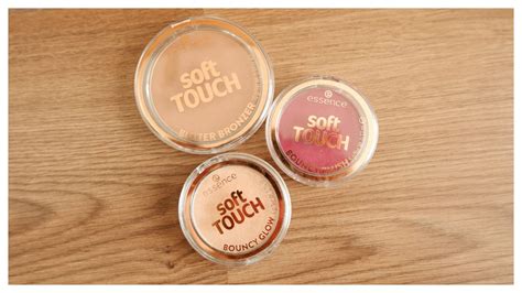 floating  dreams reviews makeup fashion everyday beauty