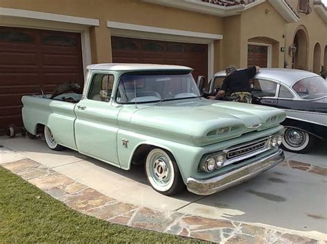 A Look at the Rise in Popularity of 1960s Chevy Trucks