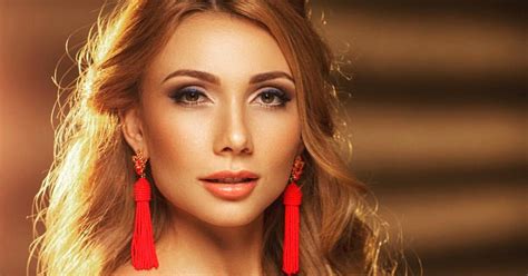 ДІВЧАТА УКРАЇНИ GIRLS UKRAINE ДЕВУШКИ УКРАИНЫ: Юлия Антоненко