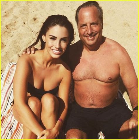 Are Jessica Lowndes & Jon Lovitz Dating? Not Really!: Photo 3616183 ...