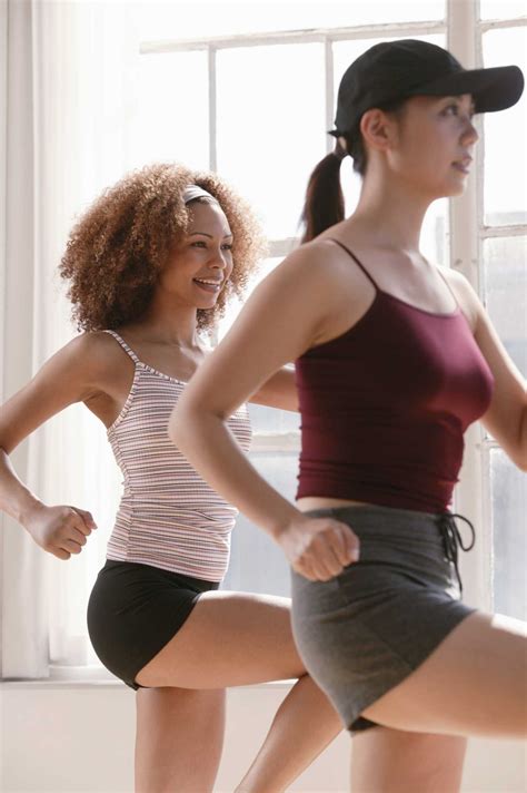 Do You Burn More Calories Walking on a Treadmill or Doing Aerobic Dance?