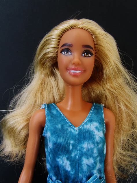 Barbie Fashionistas Doll #173 BLONDE LATINO w/ TIE-DYED ROMPER Original