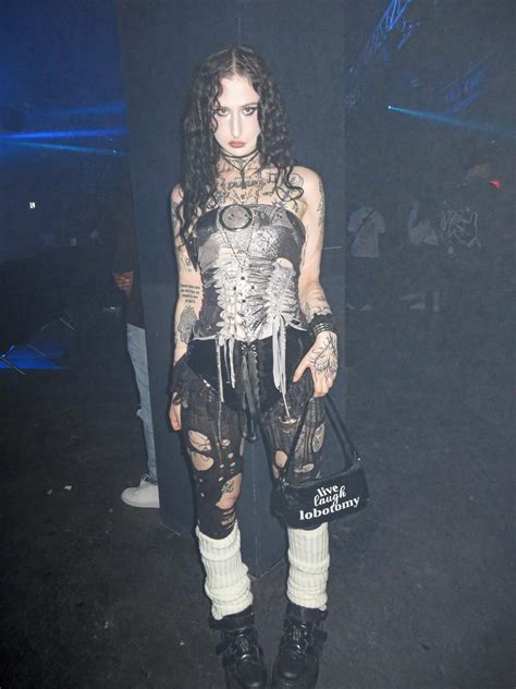 𝖈𝖍𝖑𝖔 𝖑𝖚𝖓𝖆𝖆 (@chl0lunaa) • Threads, Say more