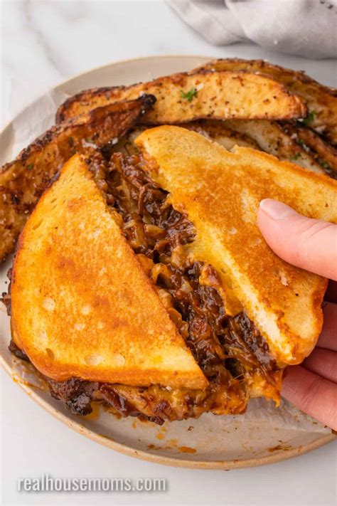 Brisket Grilled Cheese ⋆ Real Housemoms