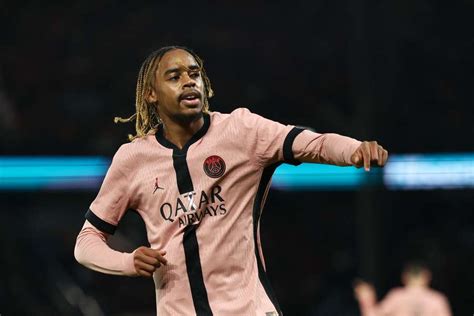 Ligue 1: Brilliant Barcola stars as Paris St-Germain defeat Rennes ...