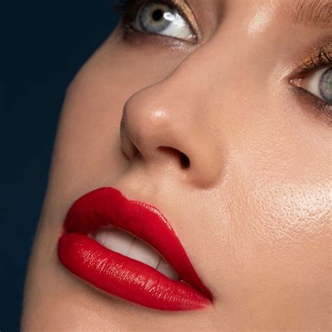 ISH (@ish) • Instagram photos and videos | Lips, Red lips, Beauty face