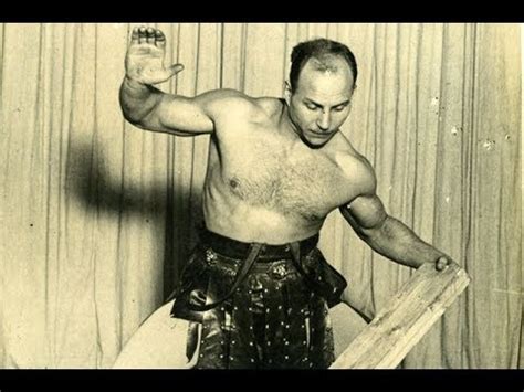 Александр Иванович Засс (Железный Самсон), силач 20-го века. - YouTube