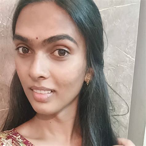 Dimple, Indian Transsexual escort in Chennai (3)