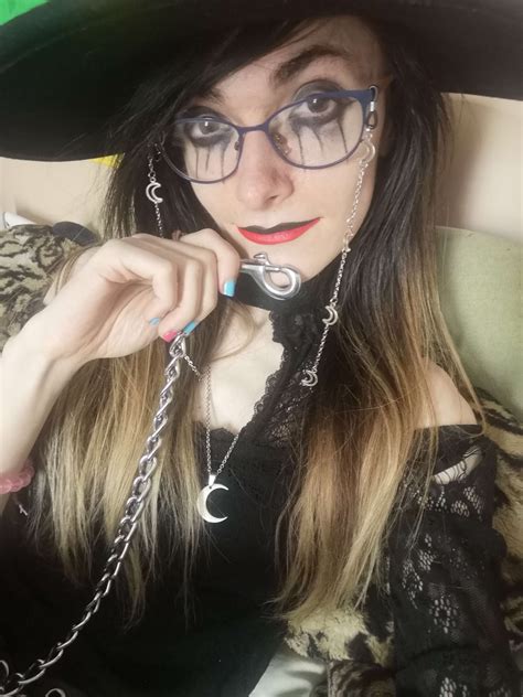 Lenore 🌙💋 on Twitter: "Heya there darlings! Name's Lenore/Lunadria, a
