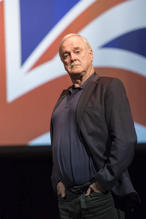 Laugh, clap, be amazed: 2017-2018 McCain Performance Series features