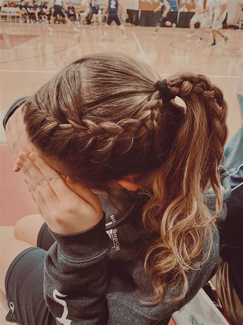 17+ Cute Basketball Hairstyles - BettinaLeela