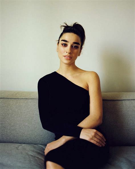 'The White Lotus'’s Simona Tabasco Wants to Party With Lucia