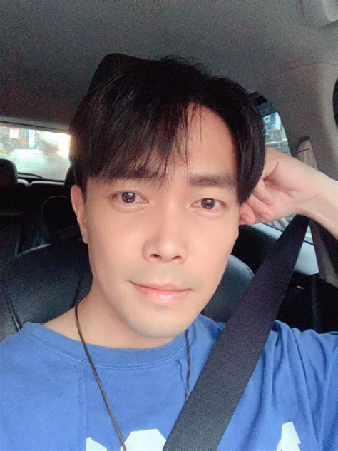 The 37-year-old actor announced his divorce! The actress who was