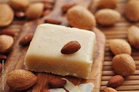 Marzipan Stock-Foto | Adobe Stock