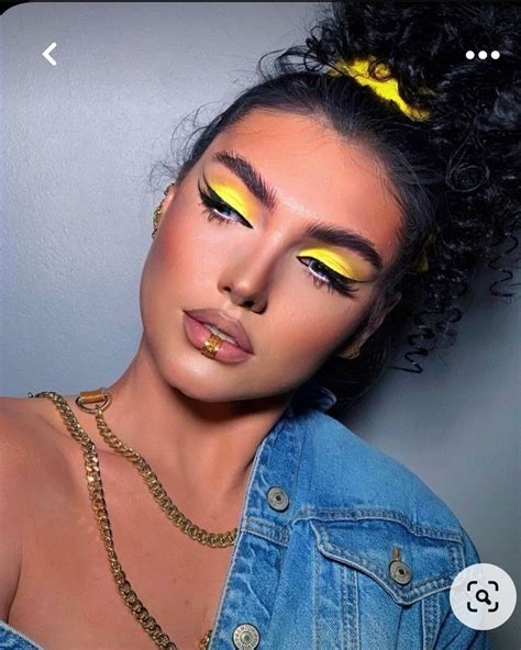 🐆🐆🐆 | Yellow eye makeup, Eye makeup, Flower makeup
