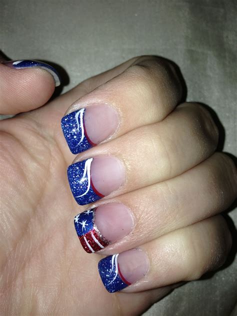 easy fourth of july nails 1