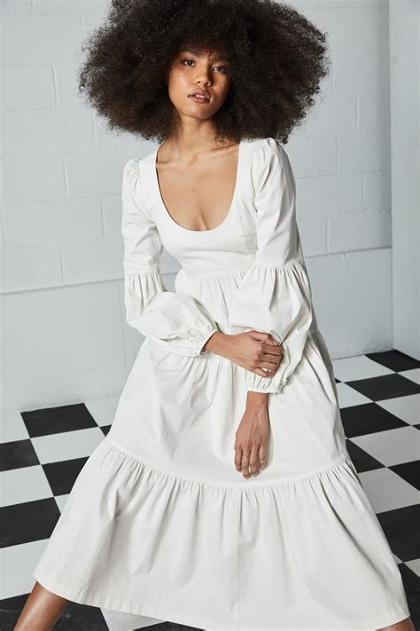 'Bridgerton' Fashion on the Runway [PHOTOS]