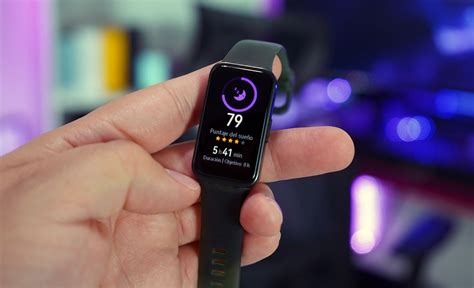 Review HUAWEI Band 8