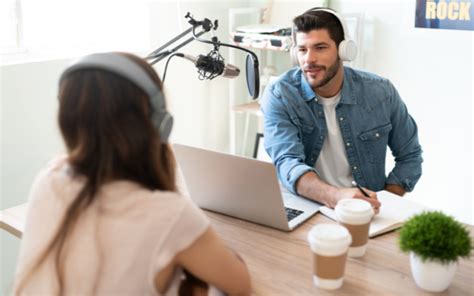 Canada's Top 11 Christian Radio Stations for Super Sermons – Radio Fidelity