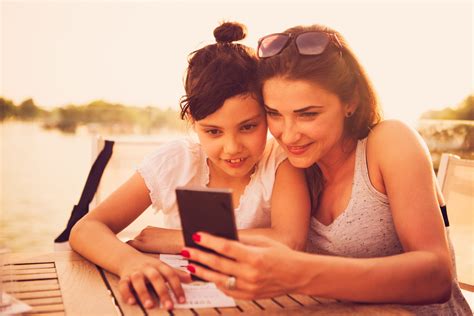 11 Must-Read Tips & Tricks Before Teaching Abroad with a Family