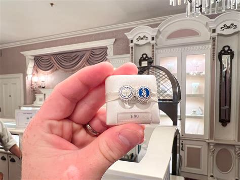 NEW Pandora Holiday Charms NOW at Uptown Jewelers - MickeyBlog.com