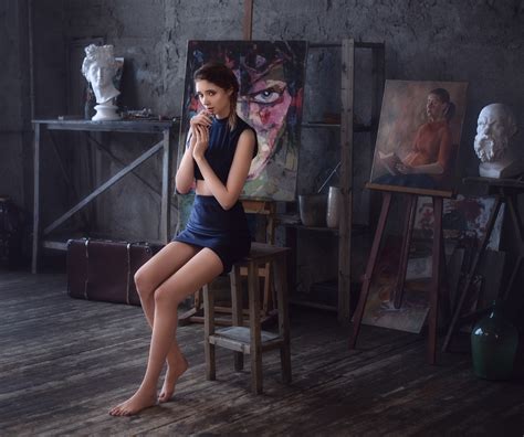 Disha Shemetova, women, brunette, sitting, skirt, sculpture, easel
