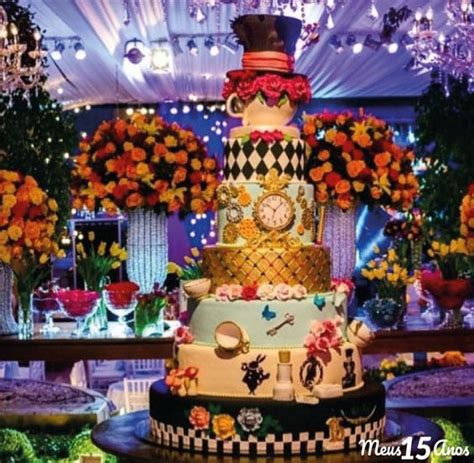 Decoração de Festa de 15 Anos: 50 Ideias Incríveis para Se Inspirar!