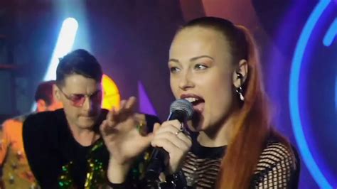 ВИА "Танцы-Шманцы" - Светофор (В.Леонтьев Cover) - YouTube