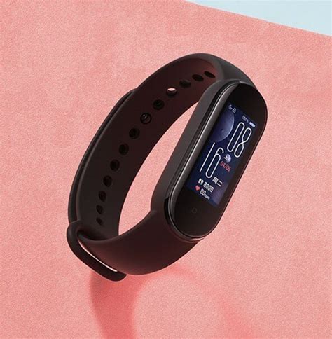 Умный браслет Xiaomi Mi Smart Band 5 без NFC Global, черный — купить в ...