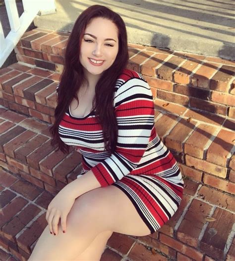 Nikki Nicole Absolutely Stunning, Nikki, Nicole, Newyear, Curves ...