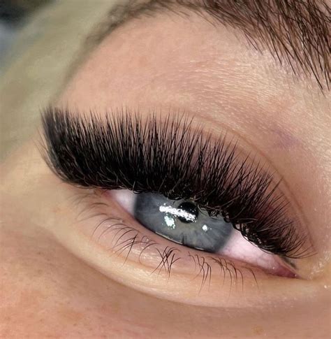 Pin by Lashmaker Kseniya on Наращивание ресниц | Eyeshadow makeup ...