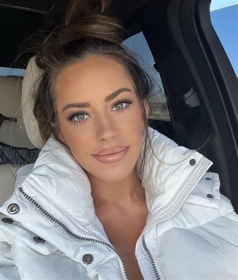 Ashlee Davis | It’s been along time since I posted a selfie & I