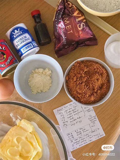 making  famous amos cookies recipe  simple ingredients
