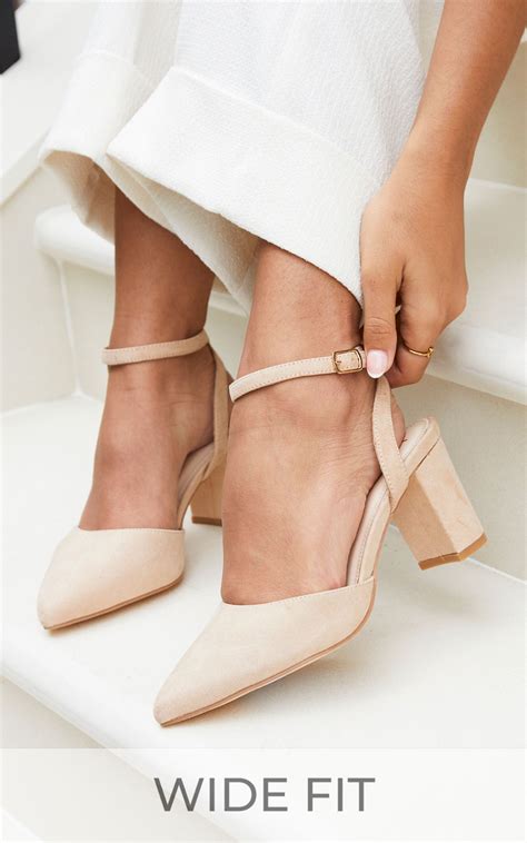 Larsa Wide Fit Nude Pointed Toe Court Shoe | SilkFred | Nude court