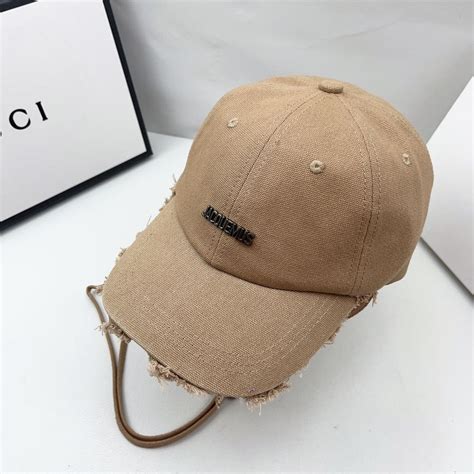 Кепка JACQUEMUS - купить с доставкой по выгодным ценам в интернет ...