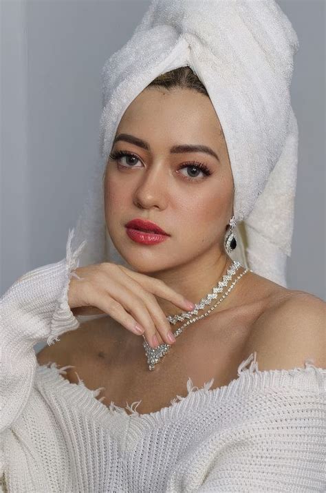 25 Cute And Innocent Doe Eyes Makeup Ideas - Styleoholic