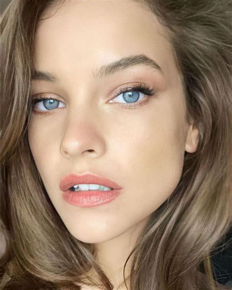 Barbara Palvin on Instagram: “Swipe left. — #barbarapalvin ...