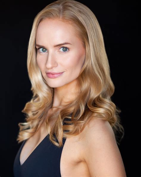 Rebecca Roberts Studios added a... - Rebecca Roberts Studios